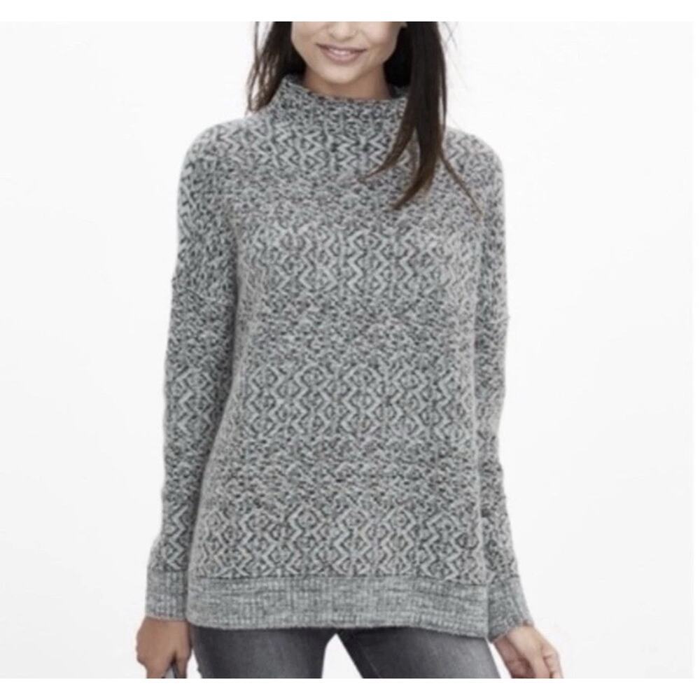Banana Republic Heritage Collection Sweater Size M Black White Wool Angora Knit